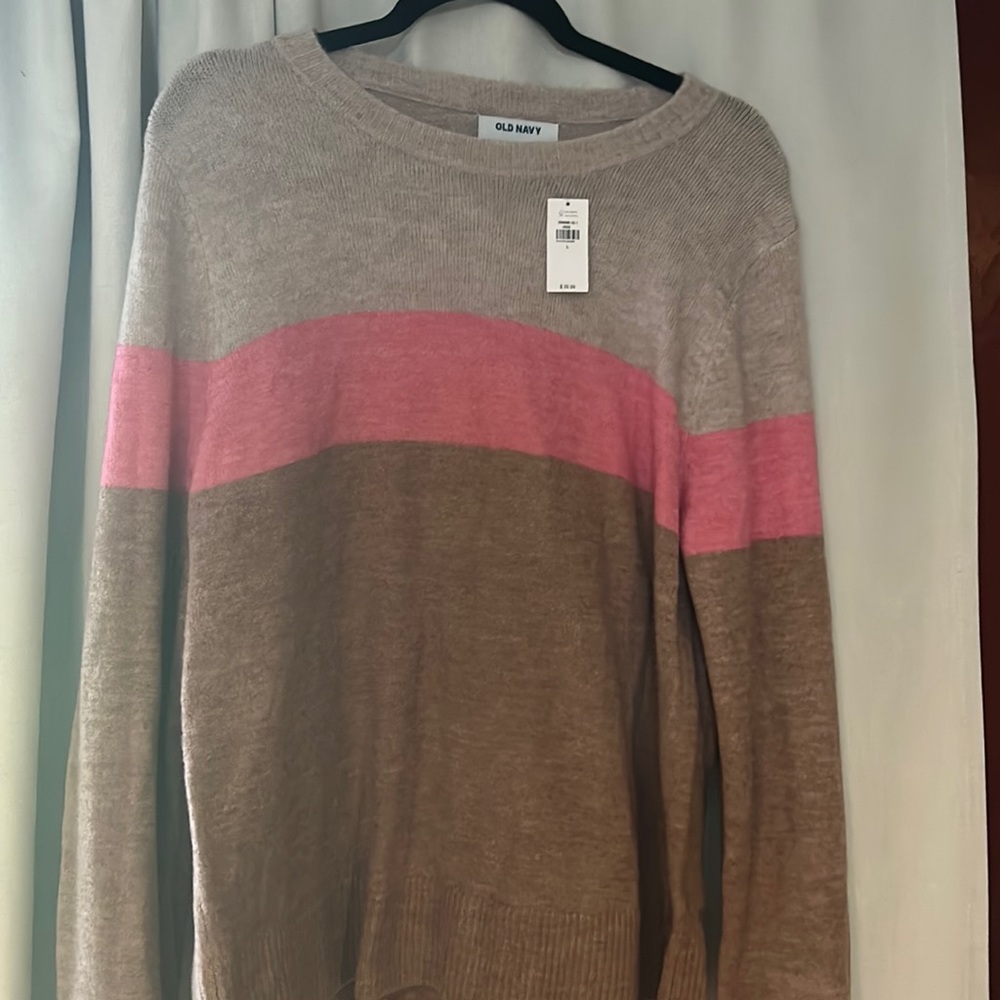 Old navy sweater